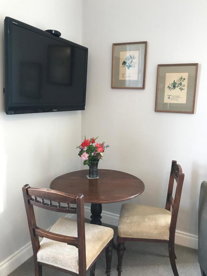 Riverbank House Bed And Breakfast Innishannon Exteriér fotografie
